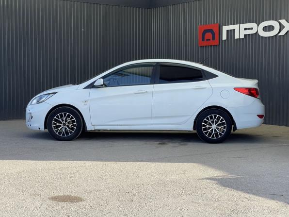 Hyundai Solaris I с пробегом 2012 года, цена 500 000 рублей, 245000 км, седан, Автокод Объявления