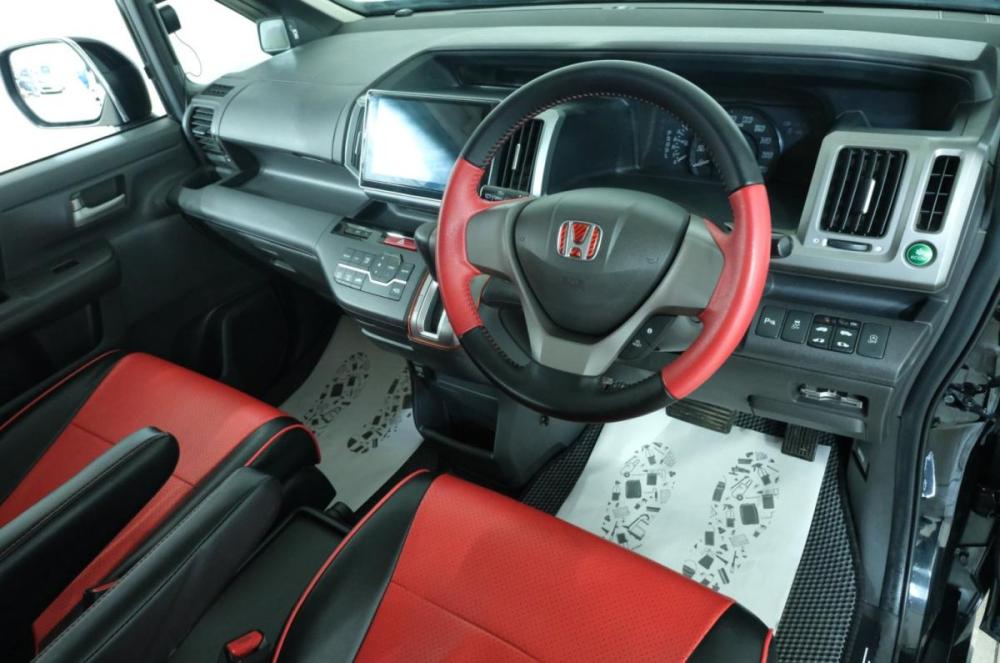 Honda Stepwgn IV Рестайлинг Омск  - изображение 11