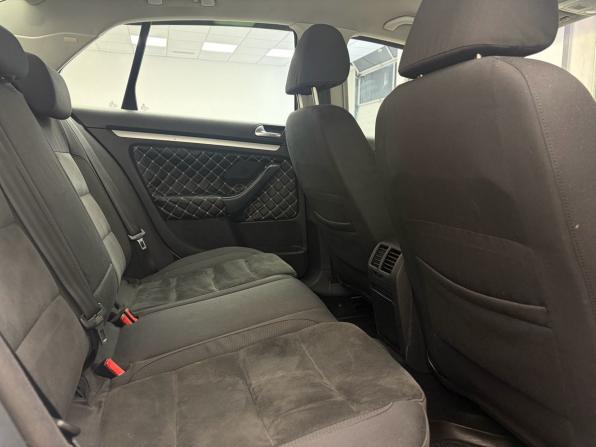 Volkswagen Jetta V с пробегом 2009 года, цена 630 000 рублей, 350000 км, седан, Автокод Объявления