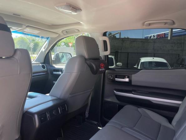 Toyota Tundra II Рестайлинг с пробегом 2015 года, цена 5 500 000 рублей, 164000 км, offers.body_type.unknown, Автокод Объявления
