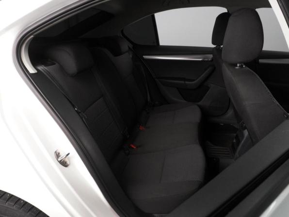 Skoda Octavia III (A7) с пробегом 2014 года, цена 979 000 рублей, 246961 км, лифтбек, Автокод Объявления