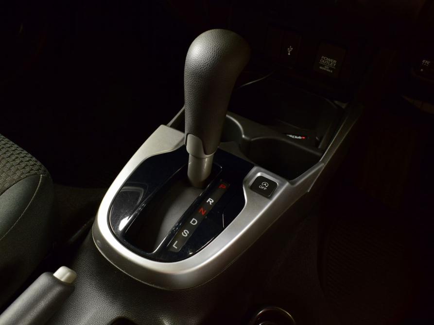 Honda Fit III Рестайлинг Кемерово  - изображение 19
