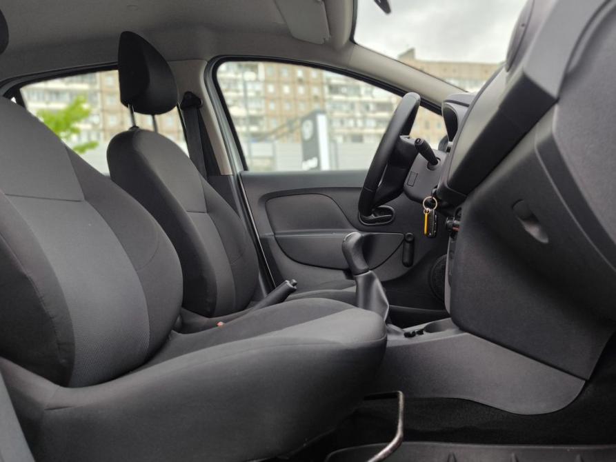 Renault Logan II Рестайлинг Санкт-Петербург  - изображение 10