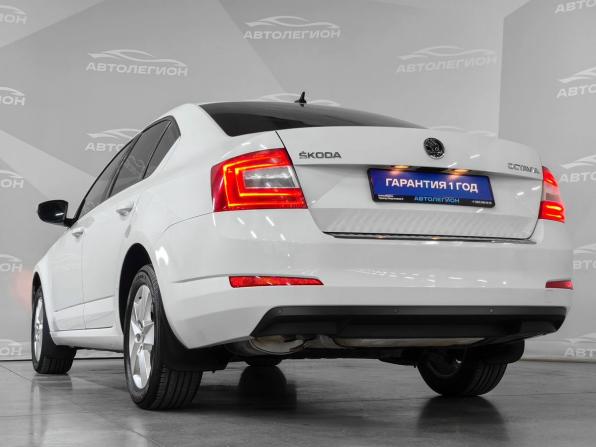 Skoda Octavia III (A7) с пробегом 2017 года, цена 1 500 000 рублей, 174287 км, лифтбек, Автокод Объявления