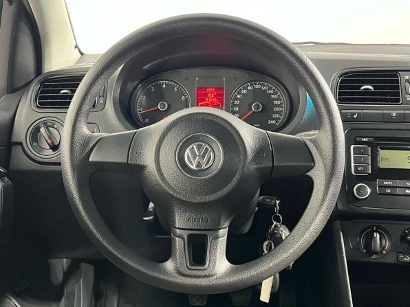 Volkswagen Polo V с пробегом 2011 года, цена 720 000 рублей, 81646 км, седан, Автокод Объявления