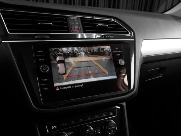 Volkswagen Tiguan II с пробегом 2020 года, цена 2 279 000 рублей, 91778 км, внедорожник, Автокод Объявления