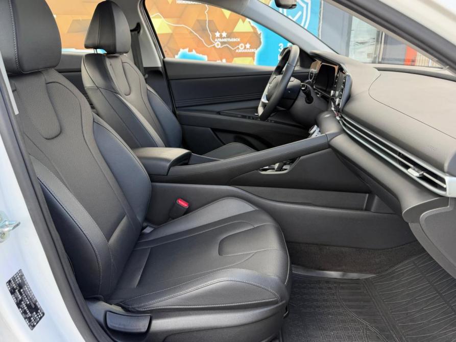 Hyundai Elantra VII (CN7) Рестайлинг Набережные Челны  - изображение 22