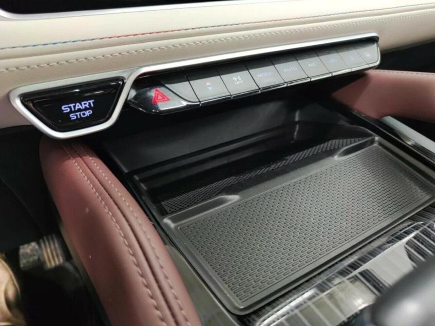 Geely Monjaro I Набережные Челны  - изображение 16