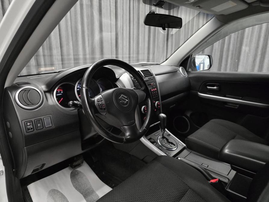 Suzuki Grand Vitara II Рестайлинг Красноярск  - изображение 11