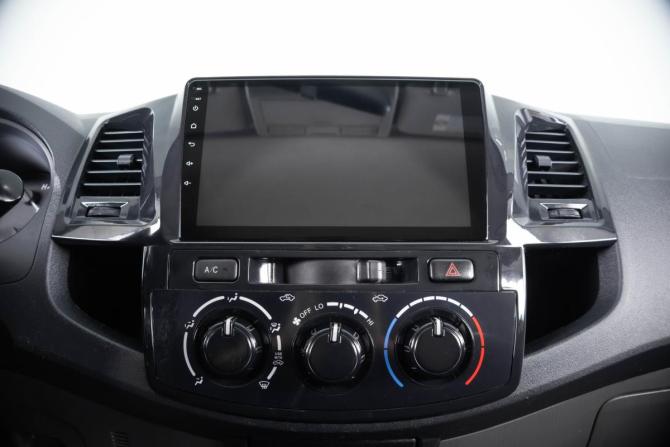Toyota Hilux VII Рестайлинг с пробегом 2013 года, цена 2 349 000 рублей, 270000 км, offers.body_type.unknown, Автокод Объявления