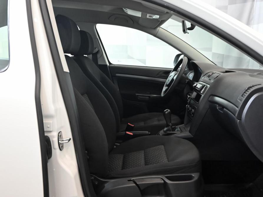 Skoda Octavia II (A5) Рестайлинг Екатеринбург  - изображение 10