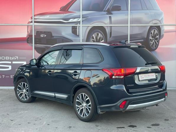 Mitsubishi Outlander III Рестайлинг 2 с пробегом 2018 года, цена 1 950 000 рублей, 89387 км, внедорожник, Автокод Объявления