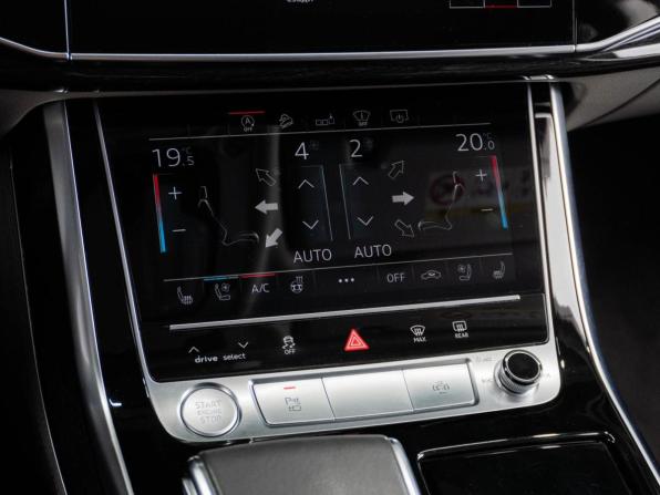 Audi Q8 I (4M) с пробегом 2019 года, цена 6 999 000 рублей, 105493 км, внедорожник, Автокод Объявления