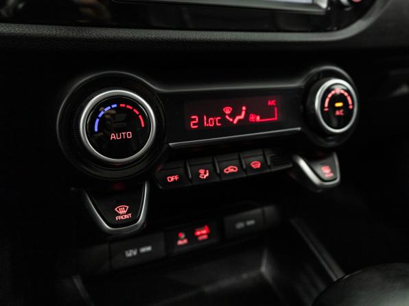 Kia Rio IV с пробегом 2018 года, цена 1 199 777 рублей, 190572 км, седан, Автокод Объявления