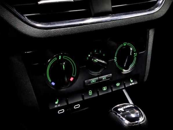 Skoda Rapid II с пробегом 2021 года, цена 1 350 000 рублей, 133318 км, лифтбек, Автокод Объявления