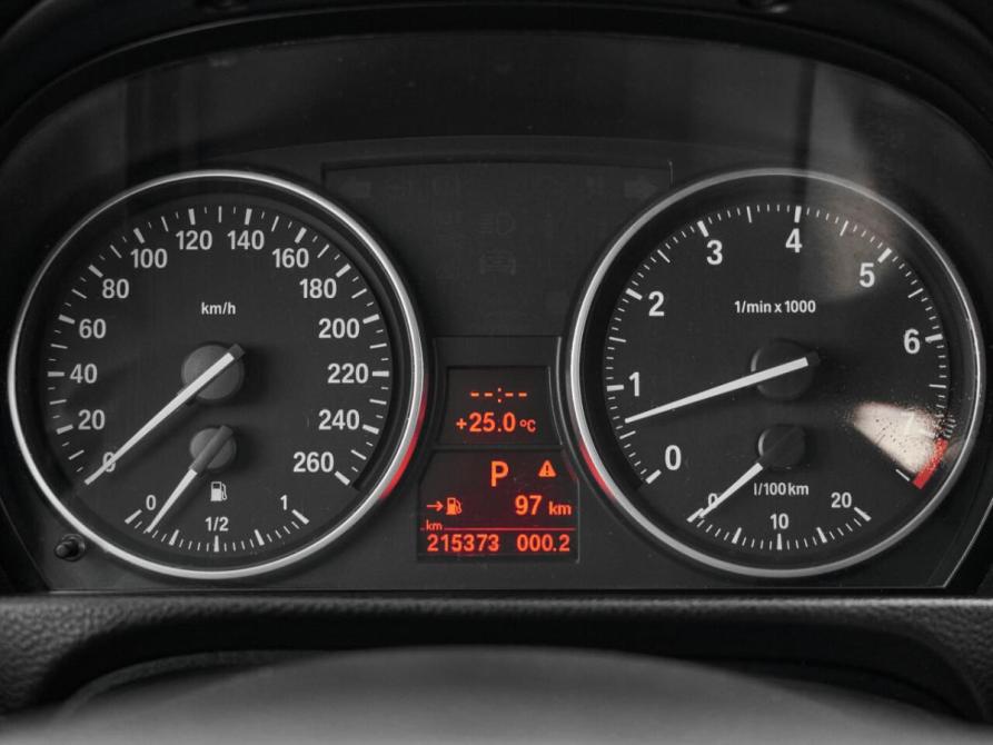 BMW 3 серии V (E90/E91/E92/E93) Рестайлинг Екатеринбург  - изображение 13