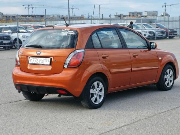 Kia Rio II Рестайлинг с пробегом 2011 года, цена 590 000 рублей, 183500 км, хэтчбек, Автокод Объявления