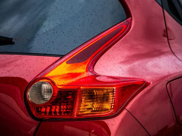 Nissan Juke I с пробегом 2012 года, цена 998 000 рублей, 181152 км, внедорожник, Автокод Объявления