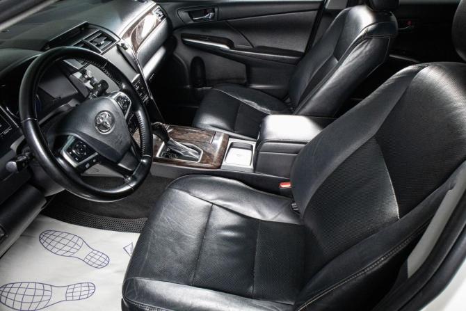Toyota Camry VII (XV50) Рестайлинг 2 с пробегом 2017 года, цена 2 199 000 рублей, 182873 км, седан, Автокод Объявления