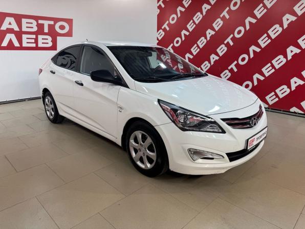 Hyundai Solaris I Рестайлинг с пробегом 2015 года, цена 1 000 000 рублей, 205766 км, седан, Автокод Объявления