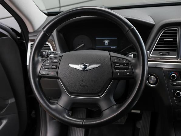 Genesis G80 I с пробегом 2017 года, цена 2 798 000 рублей, 66975 км, седан, Автокод Объявления
