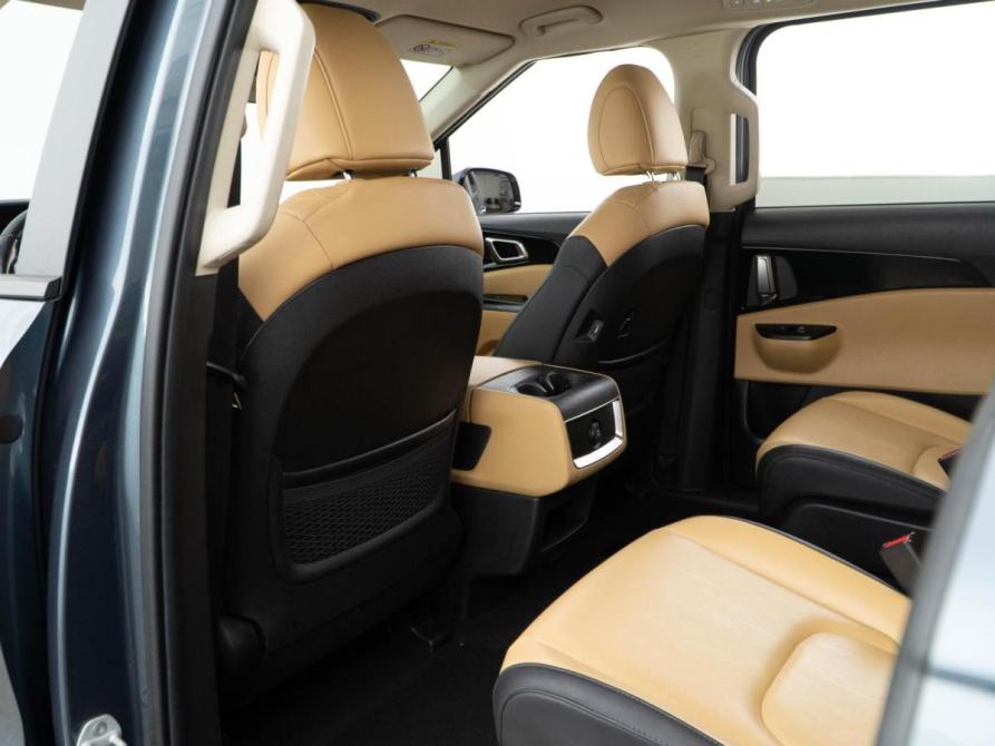 Kia Carnival IV Москва  - изображение 13