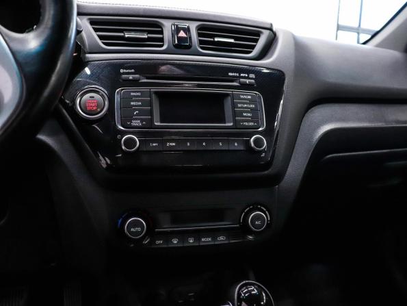 Kia Rio III Рестайлинг с пробегом 2016 года, цена 1 070 000 рублей, 193968 км, седан, Автокод Объявления