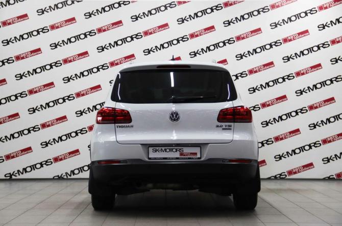 Volkswagen Tiguan I Рестайлинг с пробегом 2015 года, цена 1 470 750 рублей, 249459 км, внедорожник, Автокод Объявления