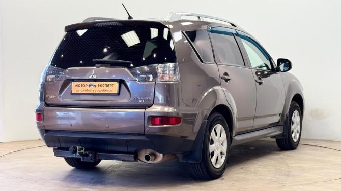 Mitsubishi Outlander II Рестайлинг с пробегом 2010 года, цена 895 000 рублей, 251678 км, внедорожник, Автокод Объявления