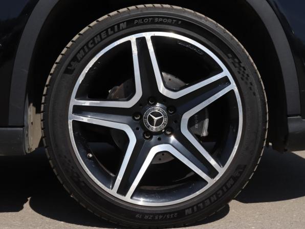 Mercedes-Benz GLA I (X156) Рестайлинг с пробегом 2019 года, цена 2 310 000 рублей, 90066 км, внедорожник, Автокод Объявления