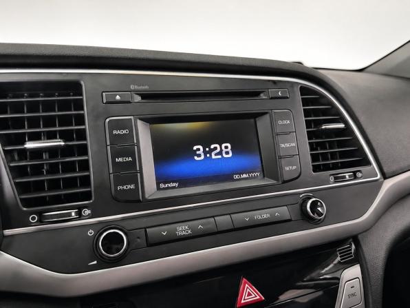 Hyundai Elantra VI (AD) с пробегом 2016 года, цена 1 319 000 рублей, 156000 км, седан, Автокод Объявления