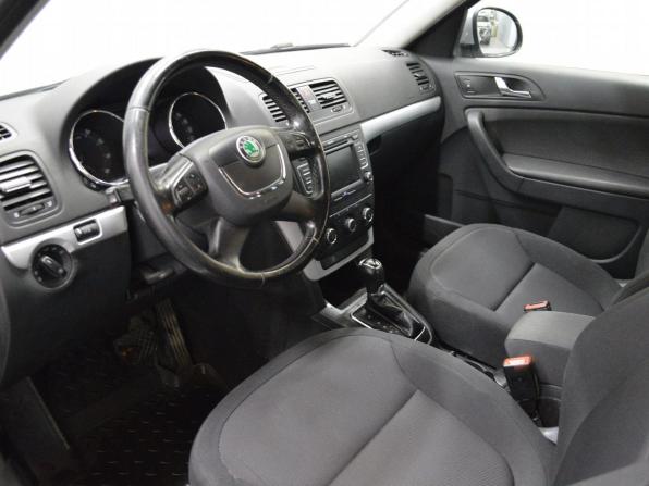 Skoda Yeti I с пробегом 2013 года, цена 490 000 рублей, 277813 км, внедорожник, Автокод Объявления