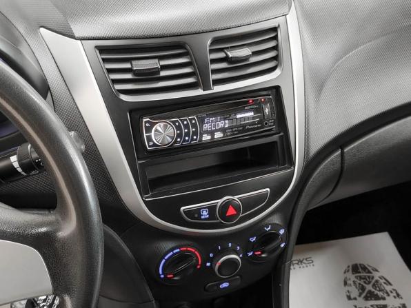 Hyundai Solaris I с пробегом 2011 года, цена 735 000 рублей, 158360 км, седан, Автокод Объявления