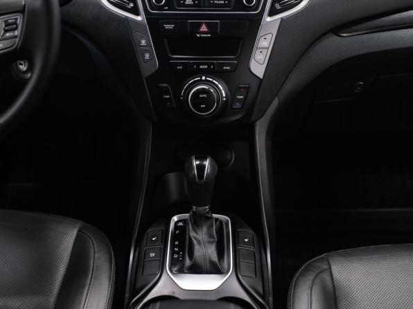Hyundai Santa Fe III Рестайлинг с пробегом 2015 года, цена 1 632 000 рублей, 266000 км, внедорожник, Автокод Объявления