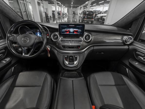 Mercedes-Benz V-Класс III (W447) Рестайлинг с пробегом 2020 года, цена 7 500 000 рублей, 109984 км, минивэн, Автокод Объявления
