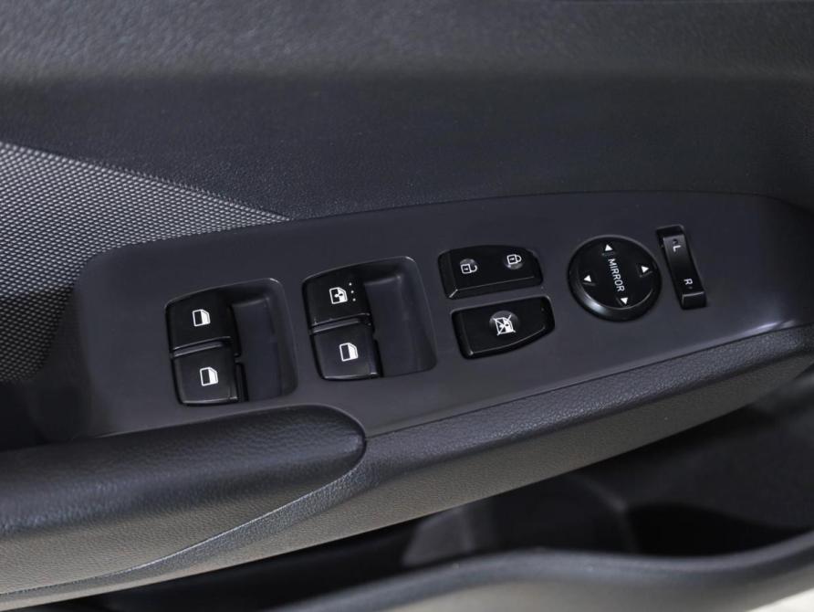 Hyundai Solaris II Ростов-на-Дону  - изображение 16