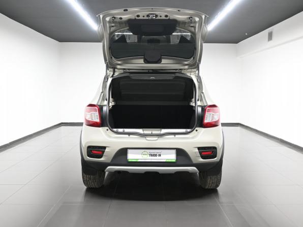 Renault Sandero II с пробегом 2017 года, цена 1 115 000 рублей, 123452 км, хэтчбек, Автокод Объявления