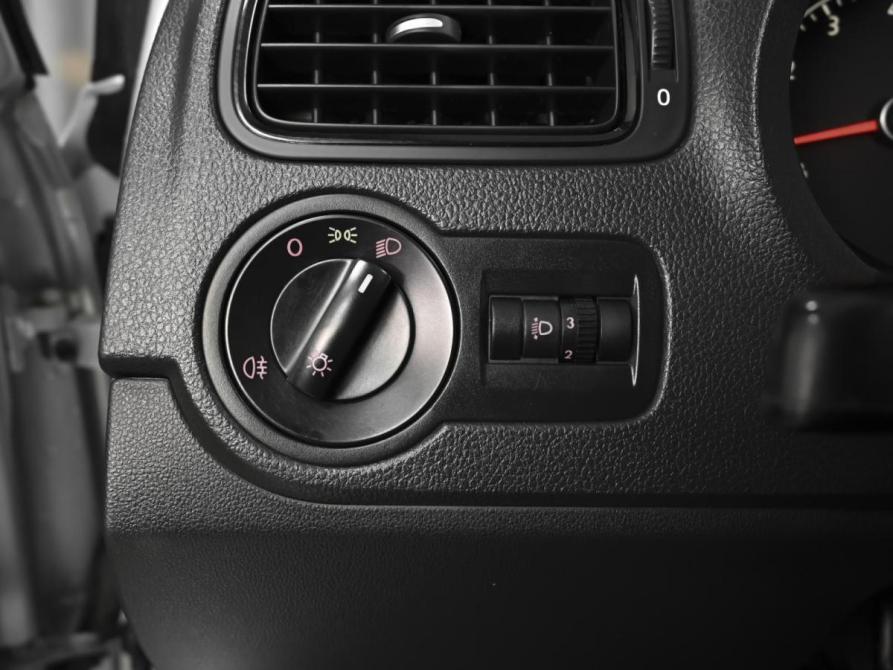 Volkswagen Polo V Рестайлинг Ставрополь  - изображение 14