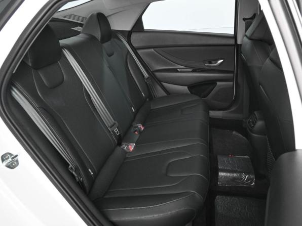 Hyundai Elantra VII (CN7) Рестайлинг с пробегом 2023 года, цена 2 829 000 рублей, 528 км, седан, Автокод Объявления