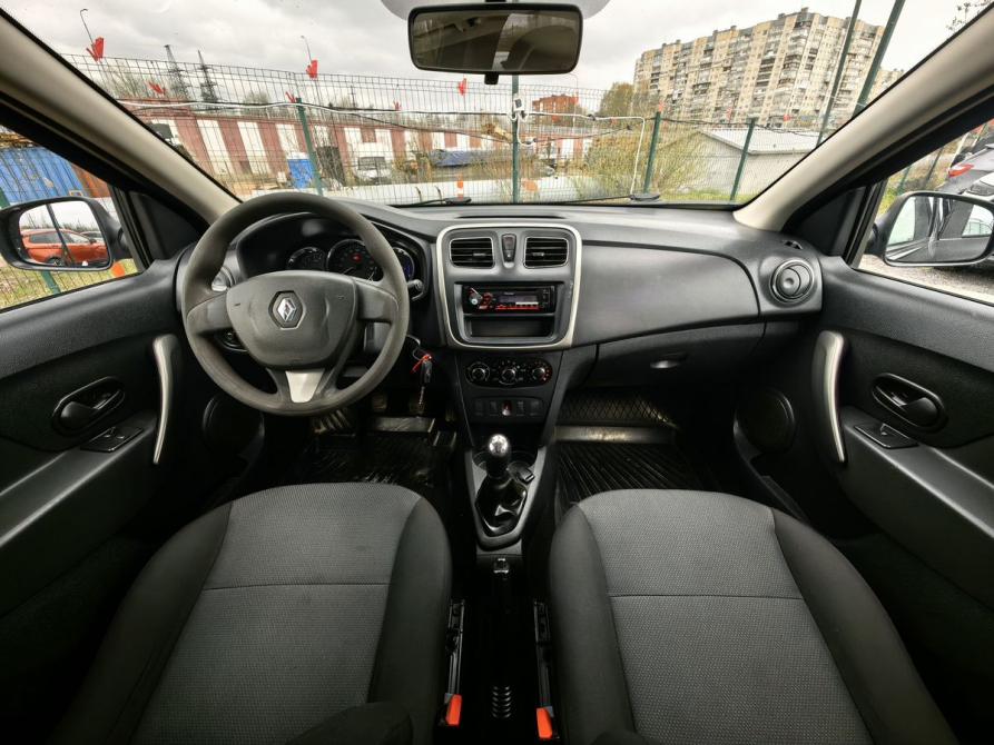 Renault Logan II Санкт-Петербург  - изображение 11
