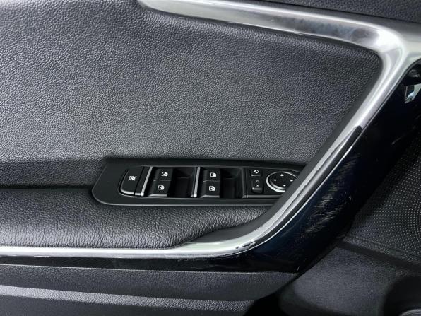 Kia Ceed III с пробегом 2019 года, цена 1 530 000 рублей, 189336 км, универсал, Автокод Объявления