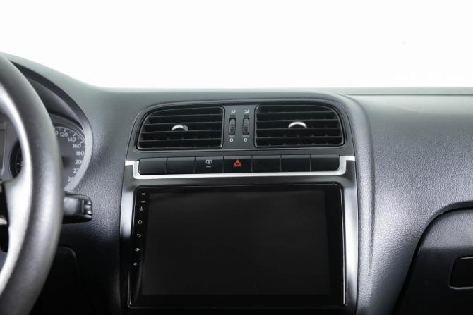 Volkswagen Polo V Рестайлинг с пробегом 2015 года, цена 859 000 рублей, 193000 км, седан, Автокод Объявления