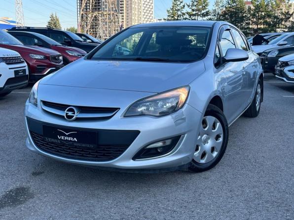 Opel Astra J с пробегом 2012 года, цена 640 000 рублей, 119701 км, хэтчбек, Автокод Объявления