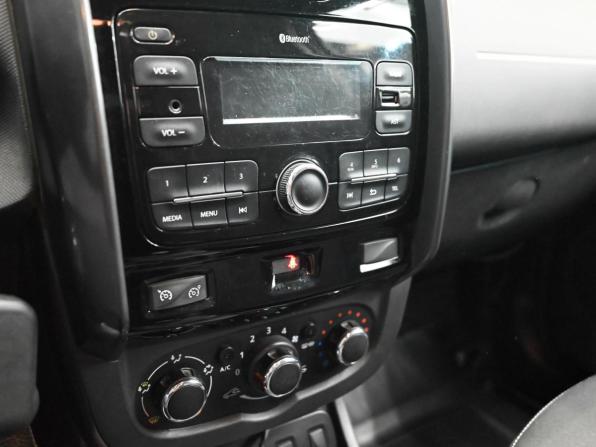 Renault Duster I Рестайлинг с пробегом 2018 года, цена 1 390 000 рублей, 176201 км, внедорожник, Автокод Объявления