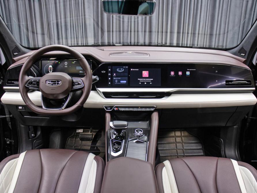 Geely Monjaro I Москва  - изображение 14