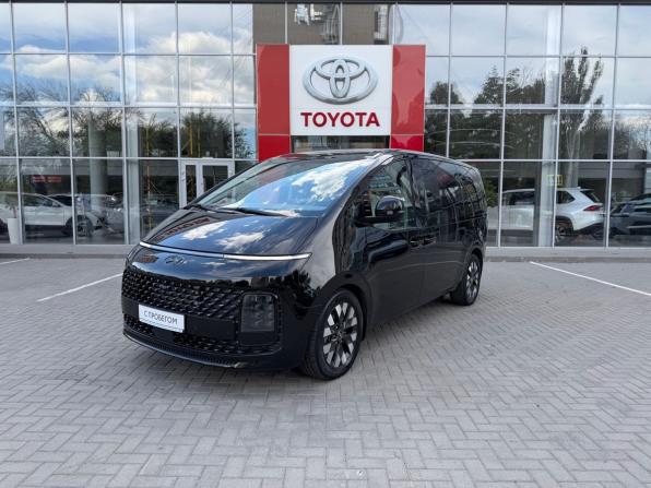 Hyundai Staria I с пробегом 2023 года, цена 4 550 000 рублей, 261605 км, минивэн, Автокод Объявления