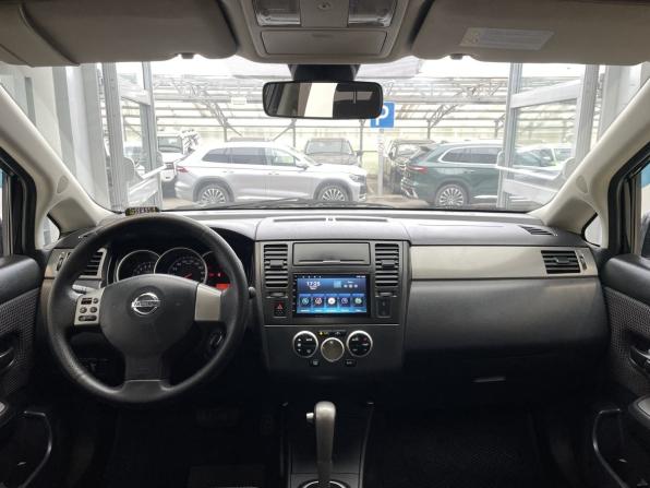 Nissan Tiida I Рестайлинг с пробегом 2010 года, цена 700 000 рублей, 211000 км, седан, Автокод Объявления