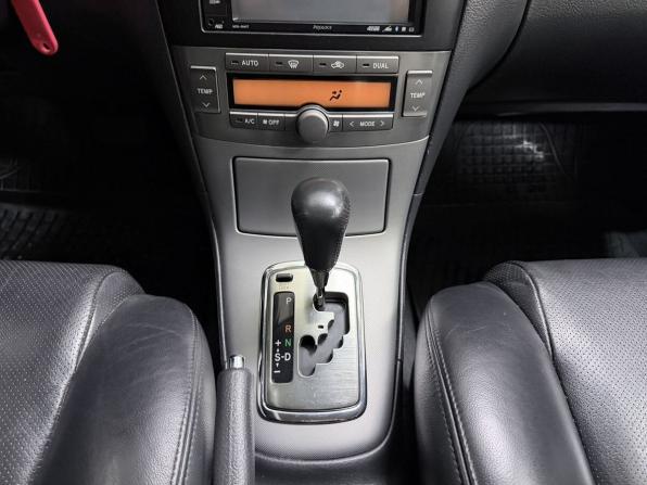 Toyota Avensis II с пробегом 2006 года, цена 878 000 рублей, 163600 км, седан, Автокод Объявления