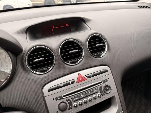 Peugeot 408 I с пробегом 2015 года, цена 739 000 рублей, 125358 км, седан, Автокод Объявления