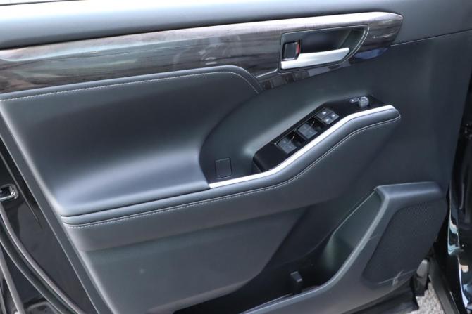 Toyota Highlander IV (XU70) с пробегом 2025 года, цена 5 990 000 рублей, 35 км, внедорожник, Автокод Объявления